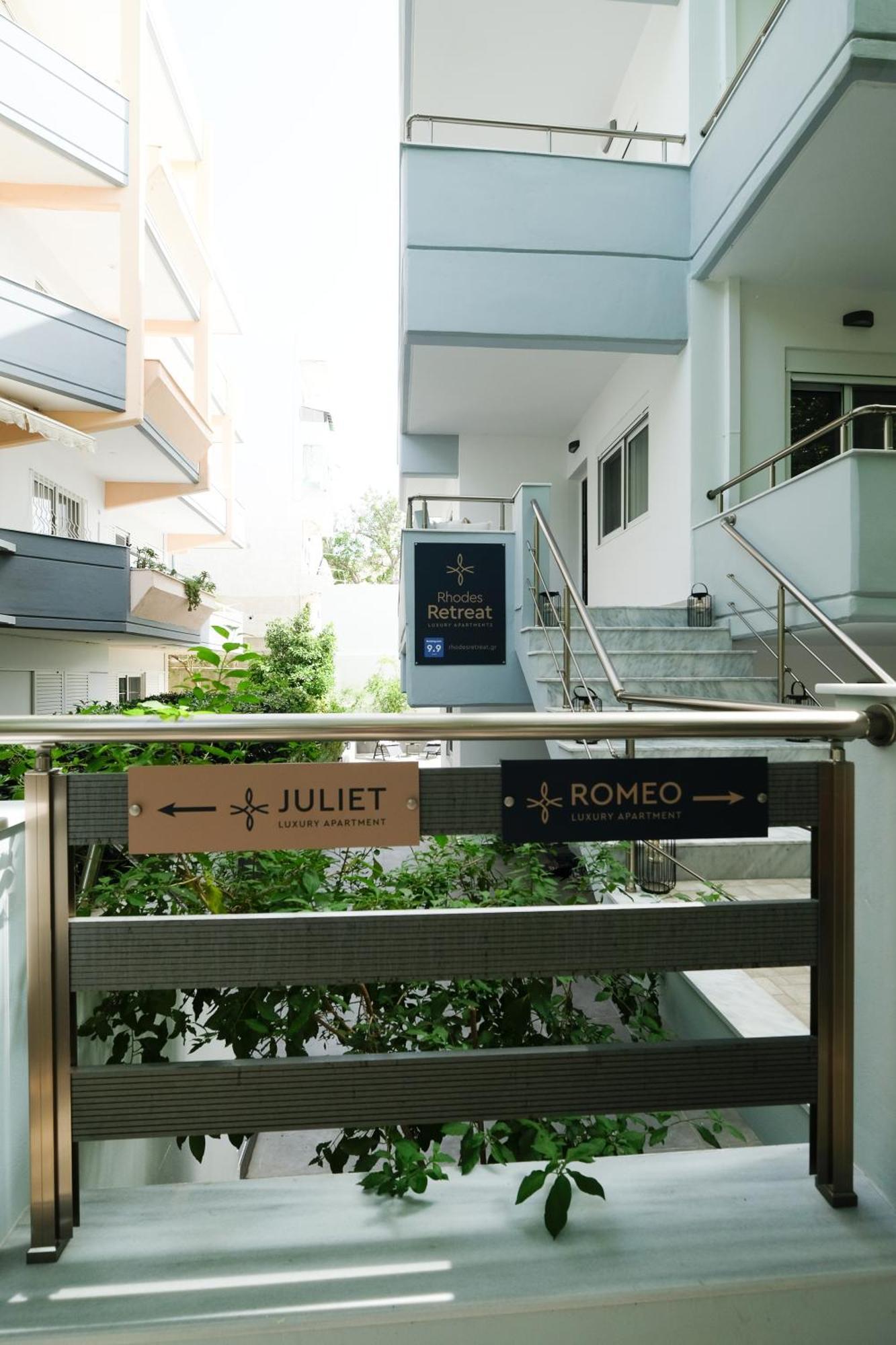 Rhodes Retreat: Modern Comfort In Serene Luxury Rhodes City Exterior photo