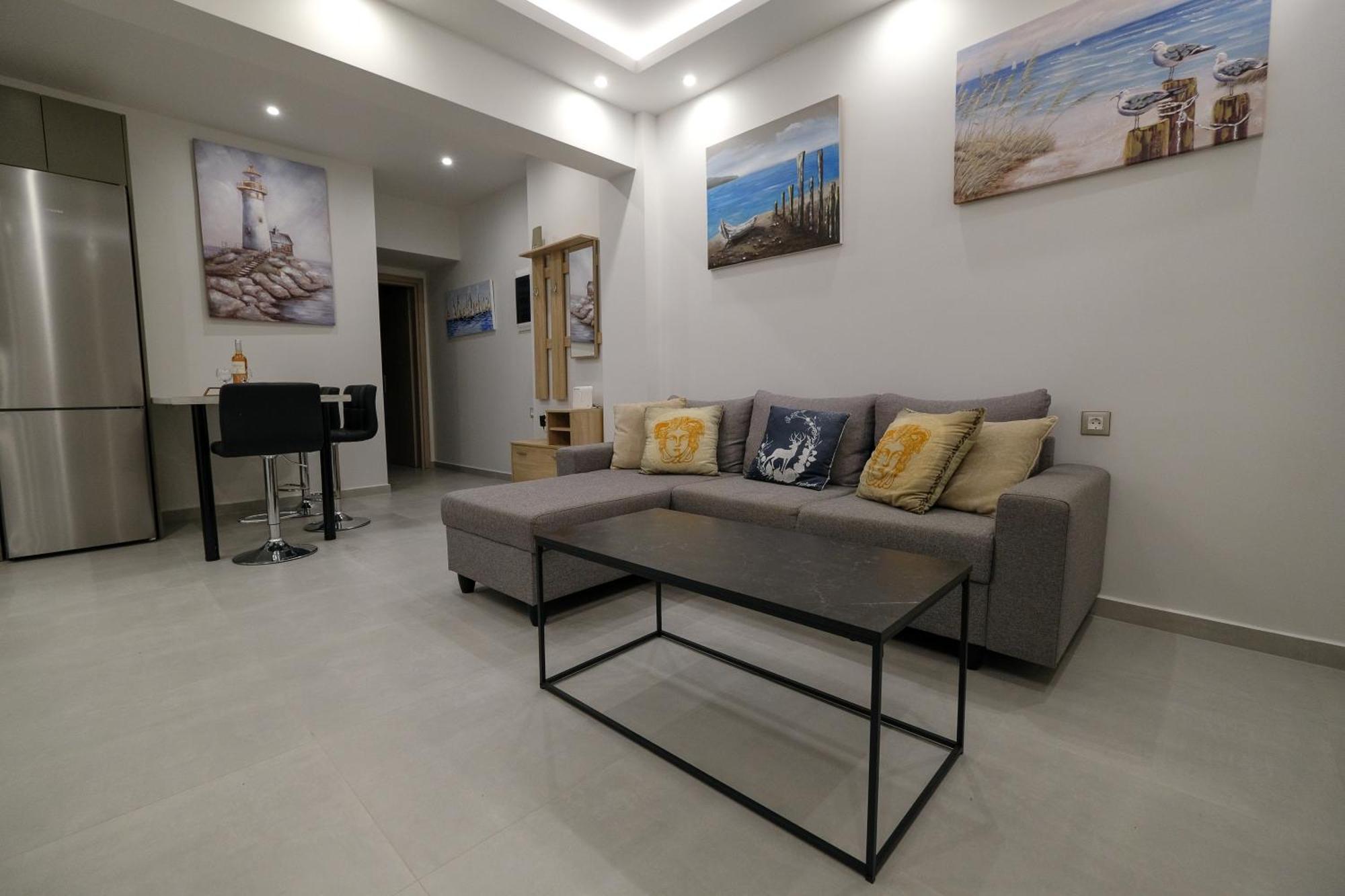 Rhodes Retreat: Modern Comfort In Serene Luxury Rhodes City Exterior photo