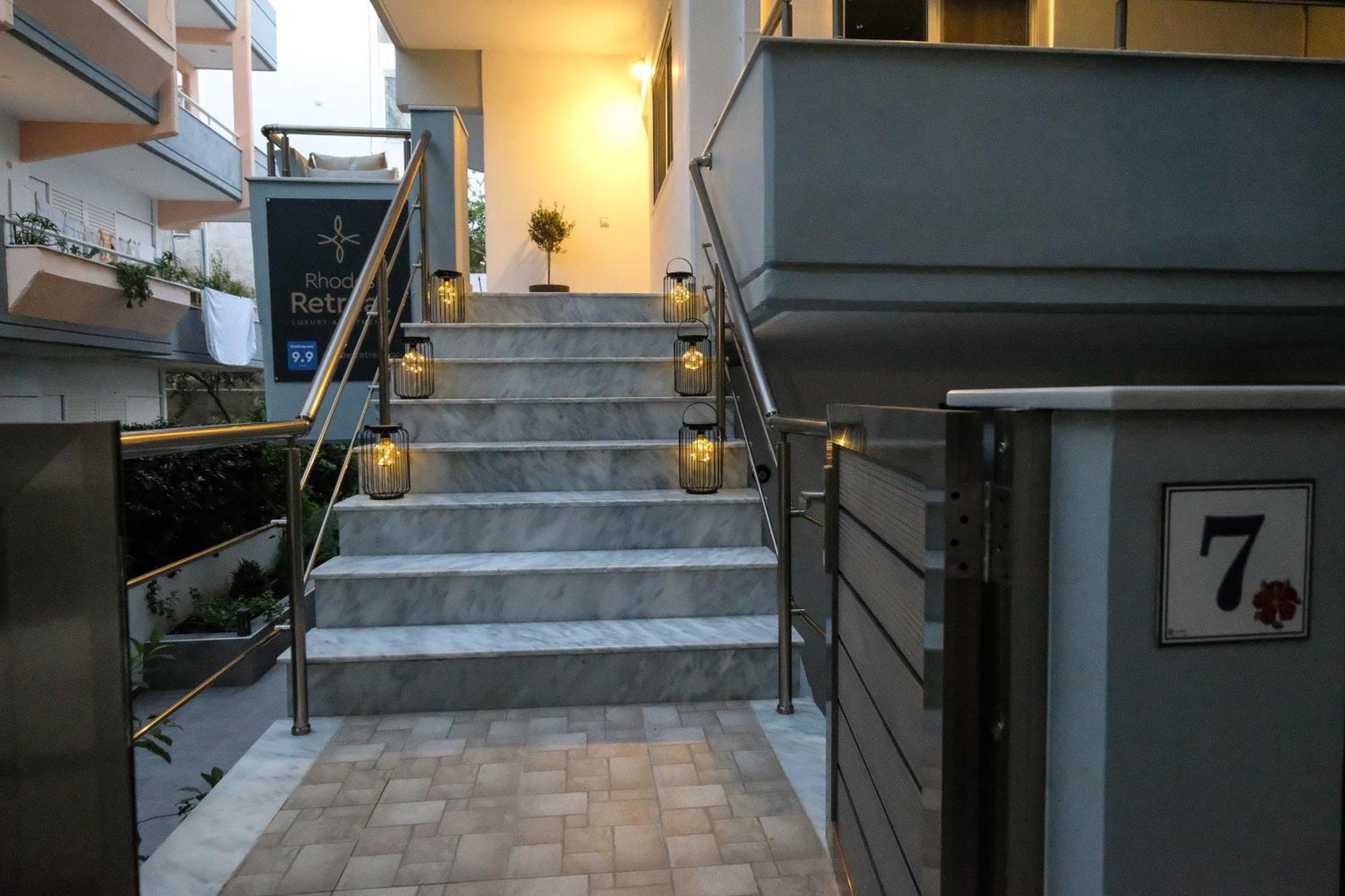 Rhodes Retreat: Modern Comfort In Serene Luxury Rhodes City Exterior photo
