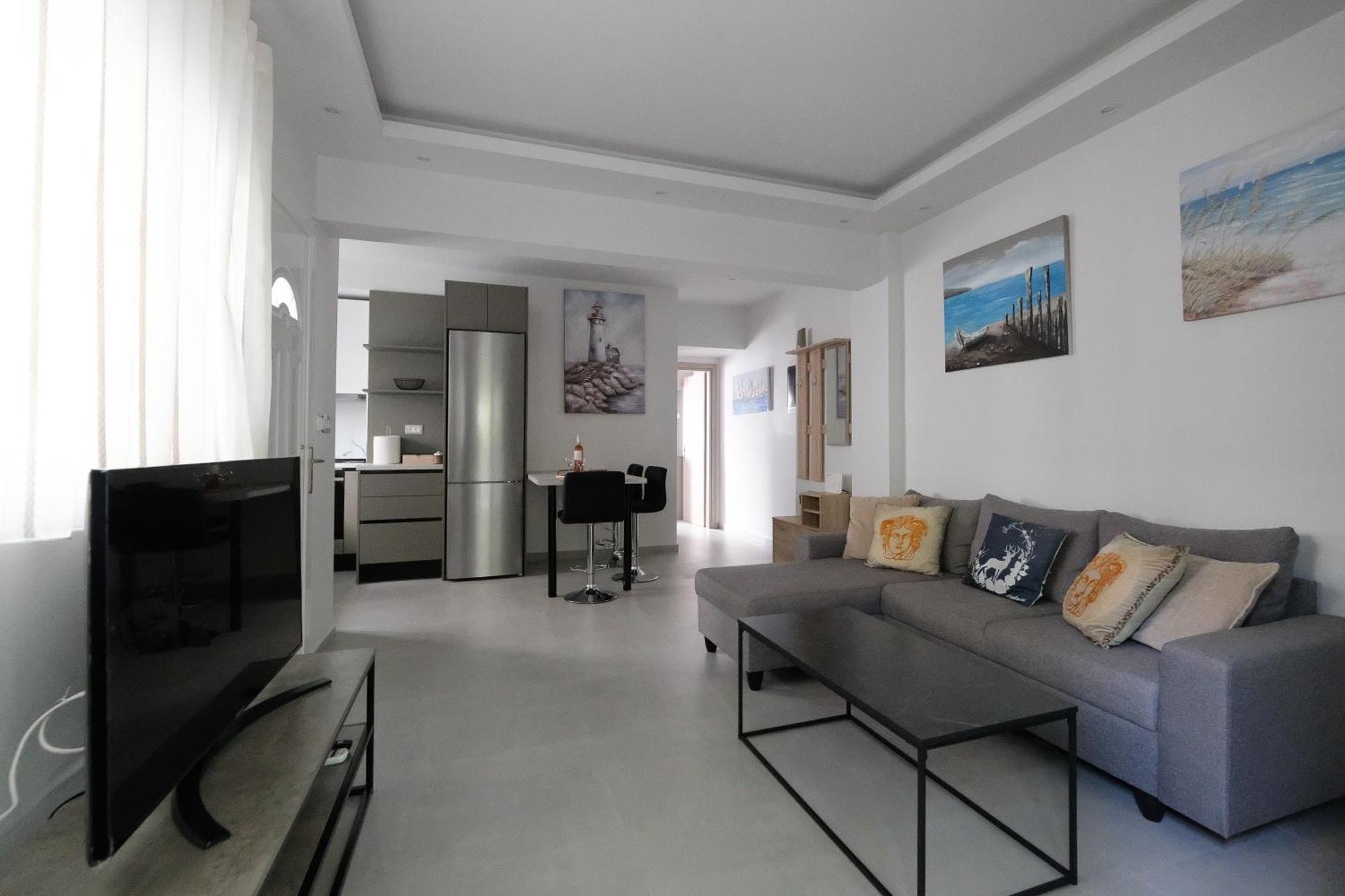 Rhodes Retreat: Modern Comfort In Serene Luxury Rhodes City Exterior photo